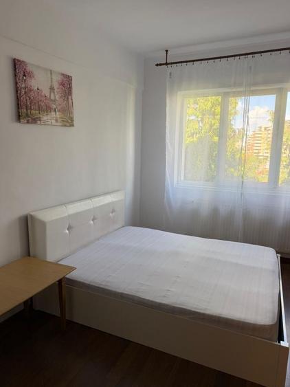 Garsonieră decomandată în Exterior Vest