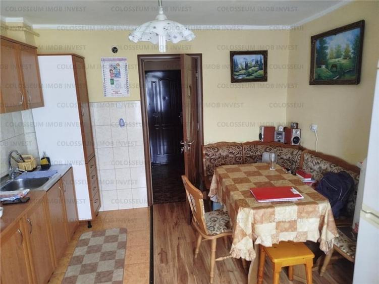 COLOSSEUM: Apartament 2 Camere decomandat renovat Piata Tractorul - 3