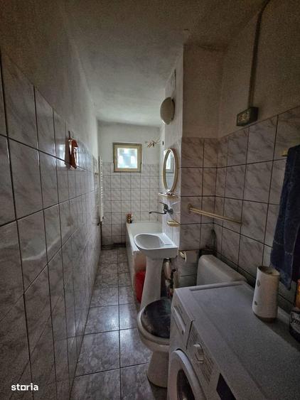 Apartament cu 2 camere nedecomandat, mobilat în Girocului