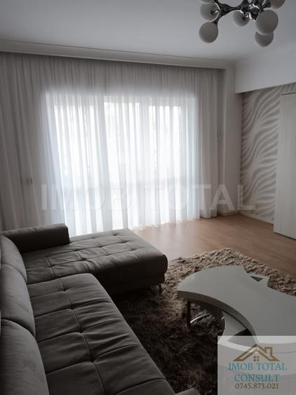 Apartament 3 camere Centru , mobilat si utilat, bloc 2017, loc parcare - 1