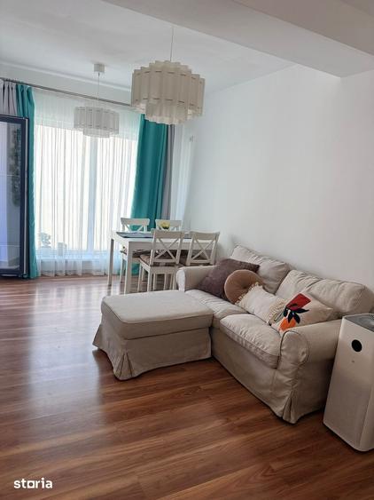 Apartament cu 3 camere decomandat, mobilat în Sud
