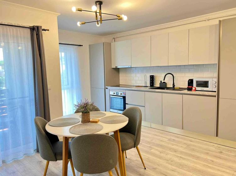 Apartament cu 2 camere decomandat în Dâmbul Rotund