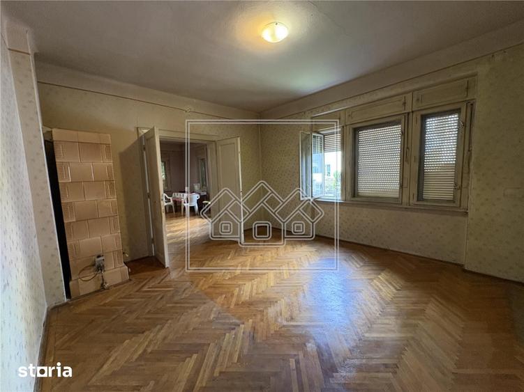 Casa tip duplex pe Calea Dumbravii, teren de 425 mp, 120 mp utili - 3