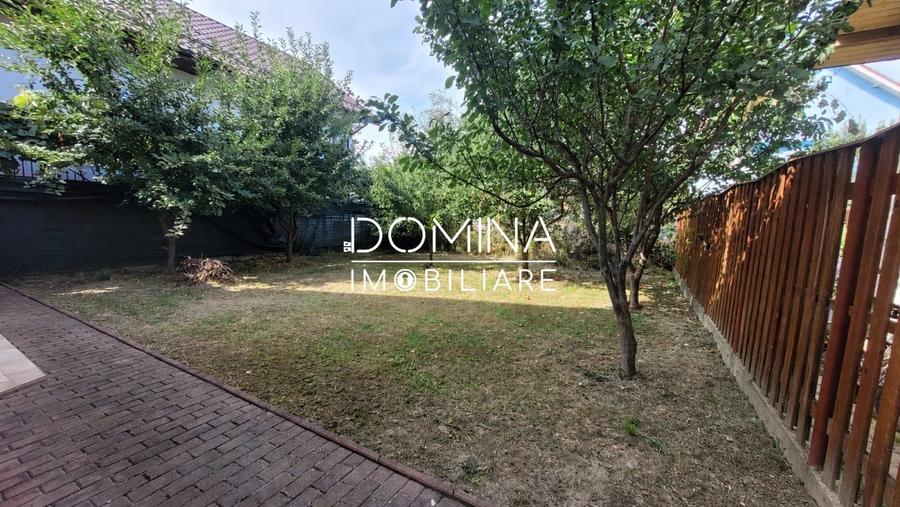 Casă individuală cu 5 camere cu Canalizare în Vest