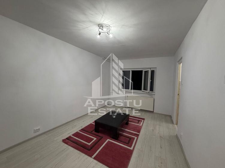 Garsonieră semidecomandată în Lipovei