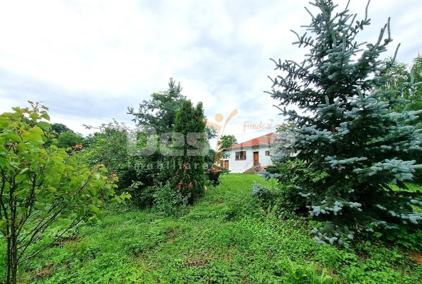 Casă individuală cu 3 camere cu Canalizare în Ogretin