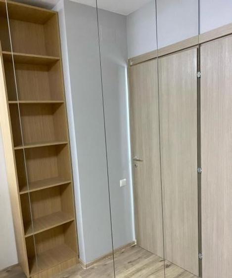 Apartament cu 3 camere decomandat, mobilat în Băneasa
