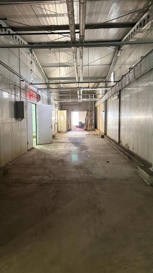 Spațiu comercial, de 1,242 mp, în Blăjel
