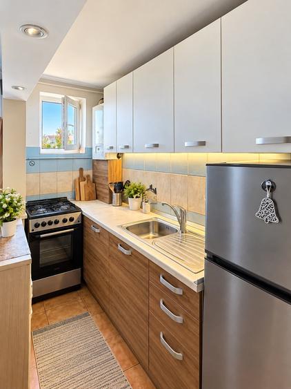 Apartament cu 2 camere semidecomandat, mobilat în Gheorgheni