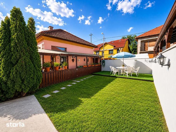 Casă cu 2 camere decomandat cu Teren 220 Mp în Central