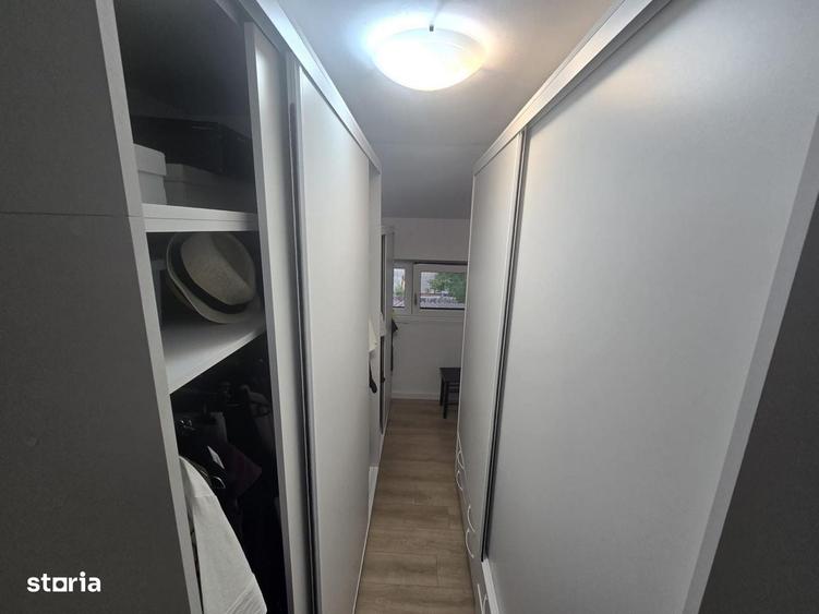 Casă cu 4 camere cu Teren 1239 Mp în Central