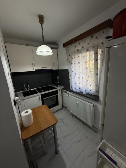 Garsonieră decomandată în Valea Rosie