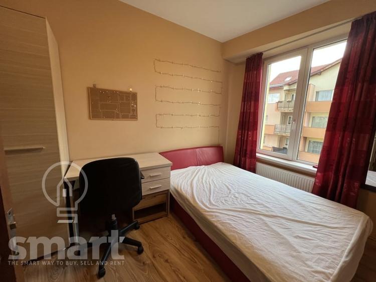 Apartament cu 3 camere semidecomandat, mobilat în Zorilor