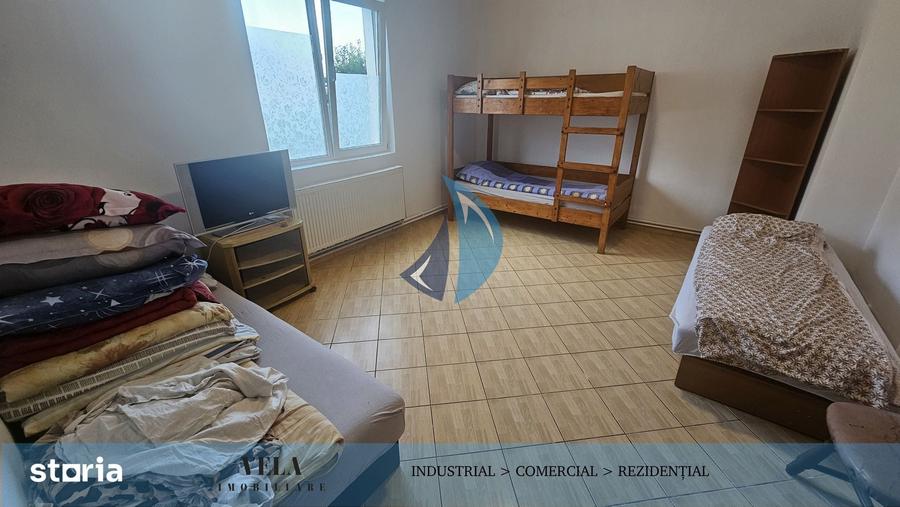 Casă cu 4 camere cu Teren 100 Mp în Central