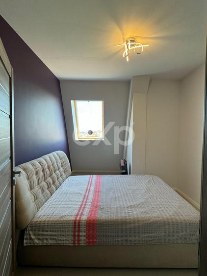 Apartament cu 3 camere semidecomandat în Între Lacuri