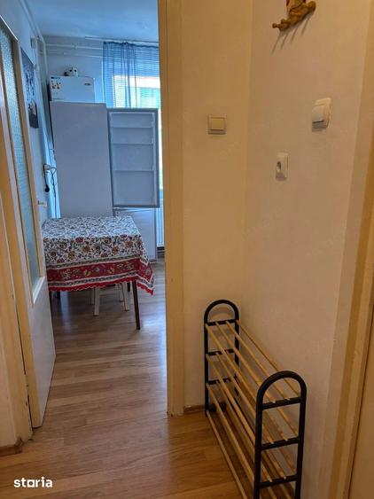 Garsonieră decomandată în Central