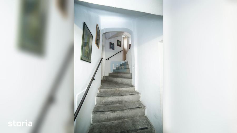 Casă cu Teren 216 Mp în Grivița