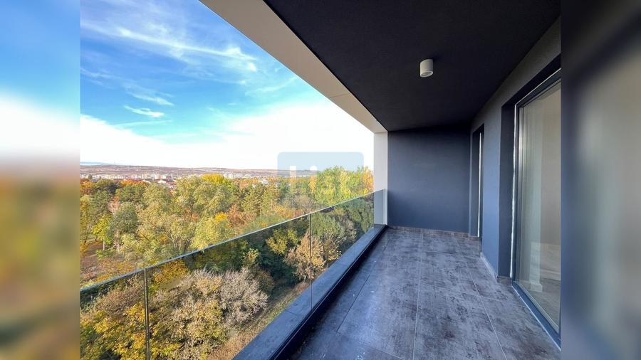 Apartament cu 3 camere semidecomandat în Gheorgheni