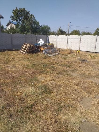 Spațiu comercial, în Surlari