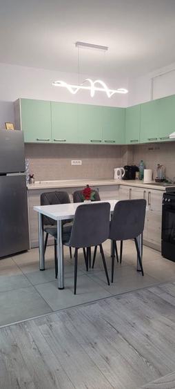 Apartament cu 2 camere decomandat în Dobroești