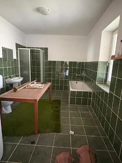 Casă cu Teren 1300 Mp în Urziceni