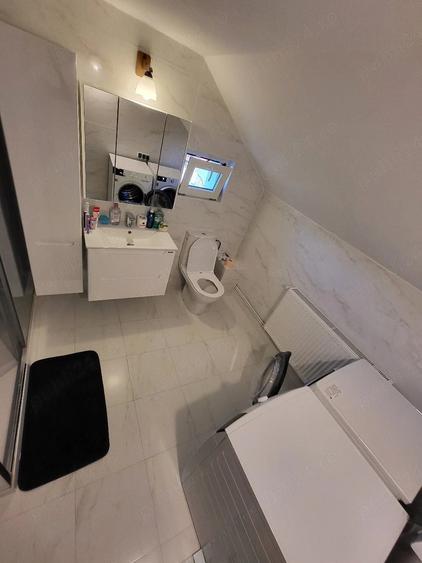 Casă cu Teren 1091 Mp în Broșteni (Costești)