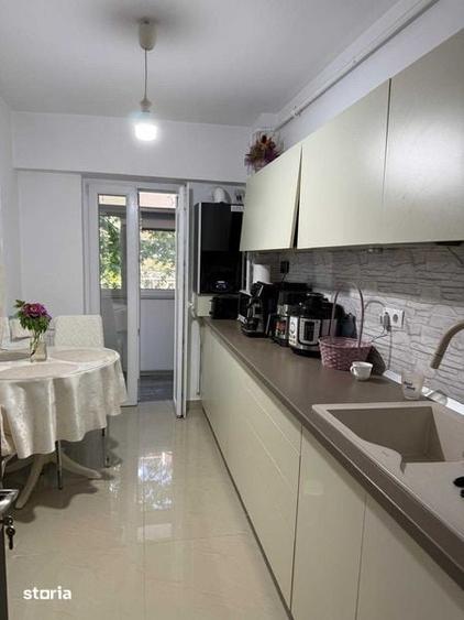 Apartament de Vanzare - 3
