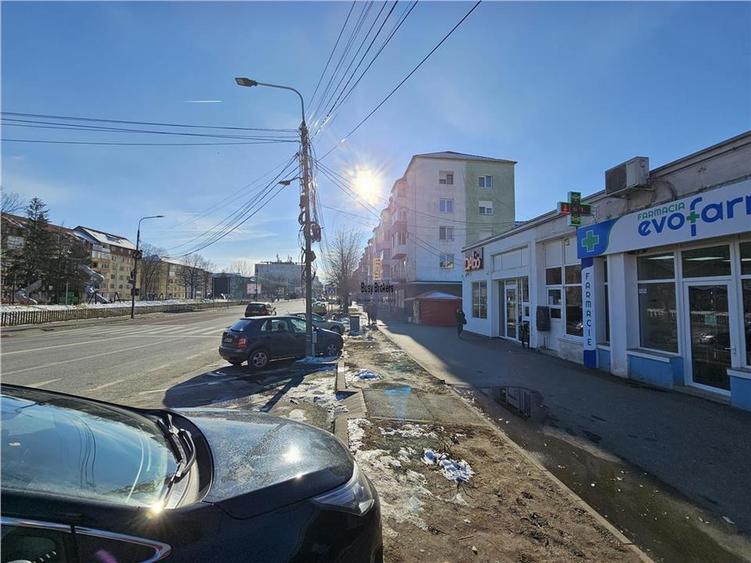 Spațiu comercial, de 190 mp, în Terezian
