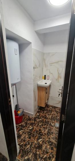 Garsonieră decomandată în Hașdeu