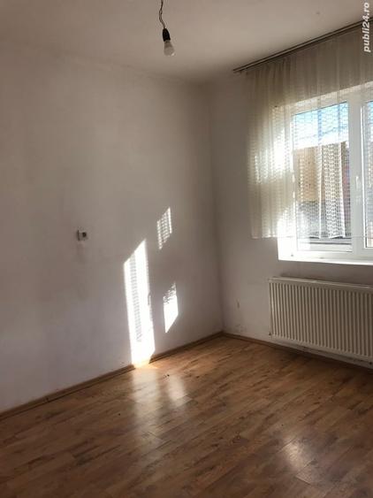 Casă cu 3 camere în Ineu