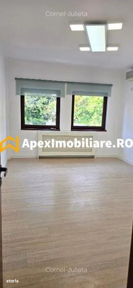 Casă cu 4 camere cu Teren 100 Mp în Gara de Nord