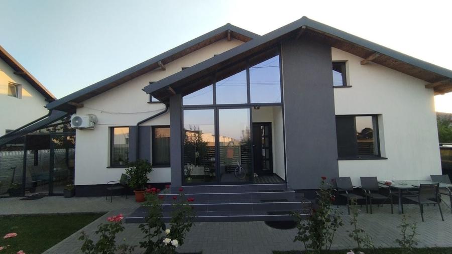 Casă cu 4 camere în Geamăna