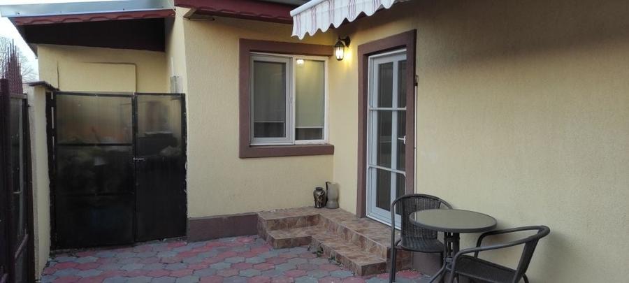 Casă cu 2 camere nedecomandat în Marghiloman
