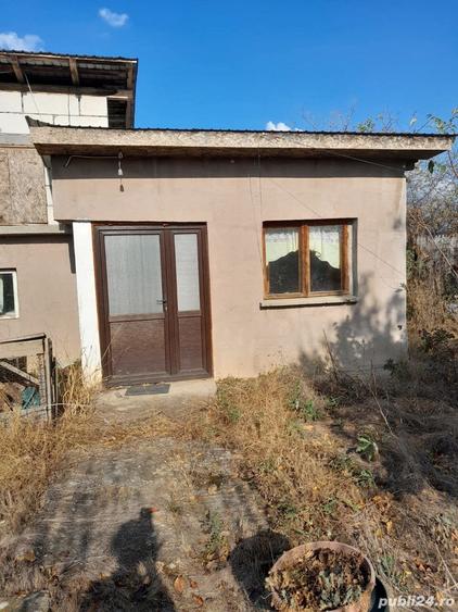 Casă cu 2 camere cu Teren 1920 Mp în Coșoveni