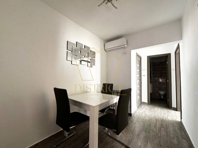 Apartament cu 3 camere decomandat în Complex Studențesc