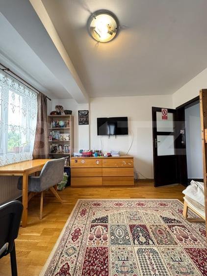 Apartament cu 3 camere semidecomandat, mobilat în Mănăștur