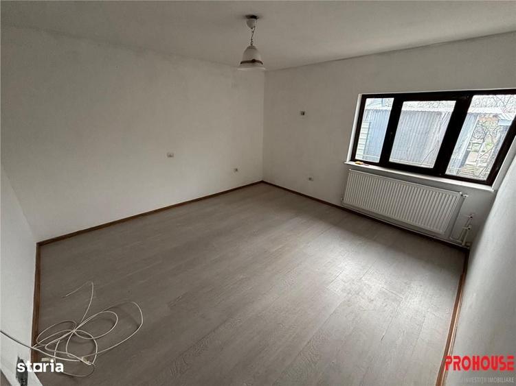Casă cu 3 camere în Barați
