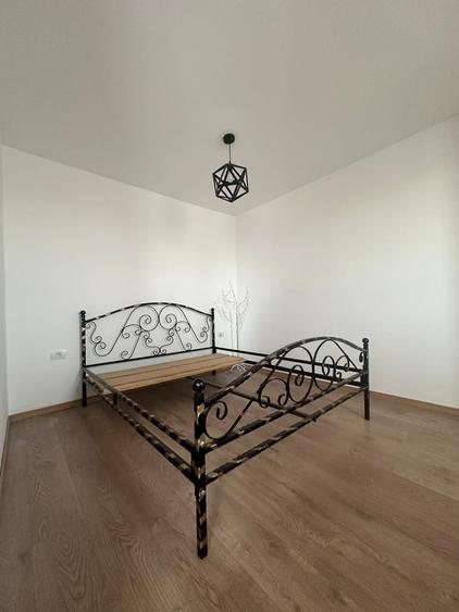 Apartament cu 2 camere semidecomandat în Tipografilor