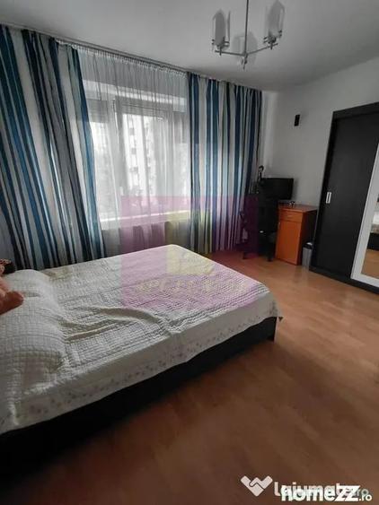 Apartament cu 4 camere decomandat în Dristor