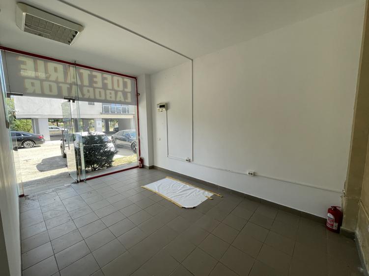 Spațiu comercial, de 50 mp, în Prelungirea Ghencea