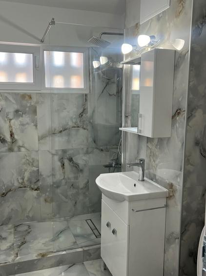 Apartament cu 2 camere semidecomandat în Brazda lui Novac