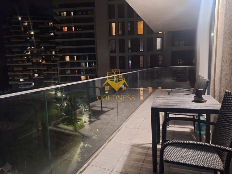 Apartament cu 3 camere semidecomandat, mobilat în Zorilor