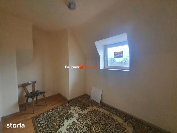 Casă cu 6 camere cu Teren 824 Mp în Central