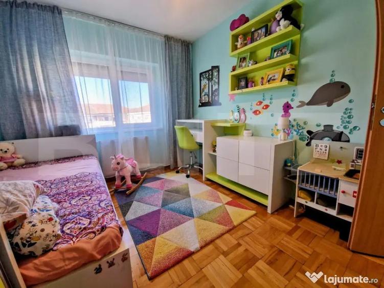 Apartament cu 3 camere decomandat în Central