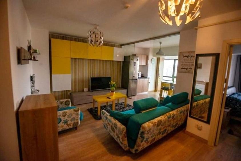 Apartament cu 2 camere semidecomandat în Tătărași
