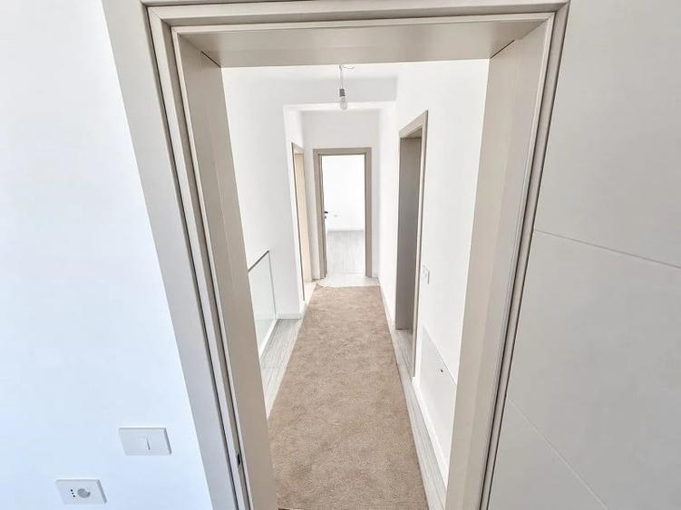 Casă individuală cu 4 camere cu Teren 230 Mp în Valea Lupului
