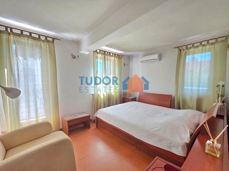 Casă individuală cu 7 camere cu Canalizare în Pipera