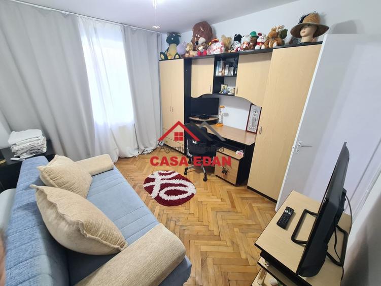 Apartament cu 2 camere semidecomandat în Câmpina