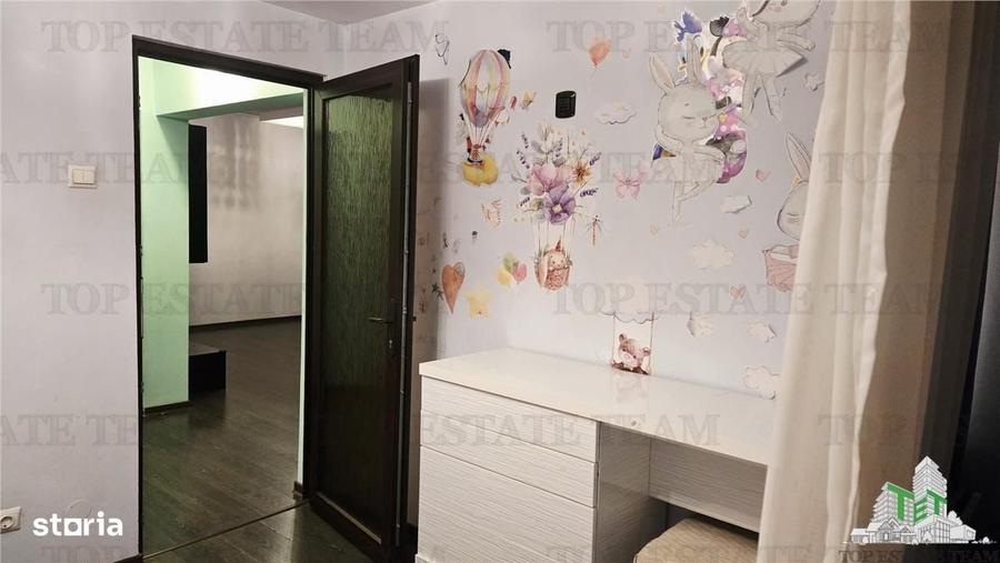 Apartament cu 3 camere semidecomandat în Gara de Nord