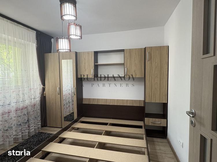 Apartament cu 3 camere decomandat în Colentina